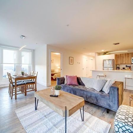 Luxurious Modern 2Br Condo Sleeps 5 Coffee, Ac, Wifi Halifax Eksteriør bilde